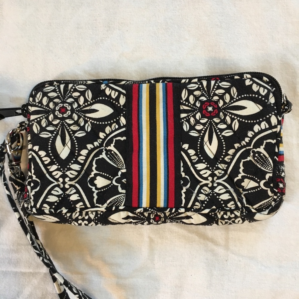 Vera Bradley Barcelona Wristlet - Picture 2 of 7